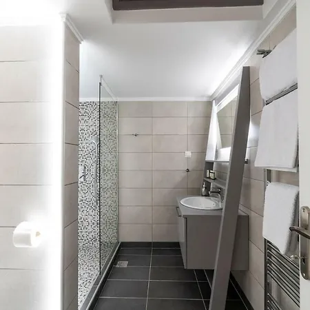 Pulse Tsimiski Appartement *